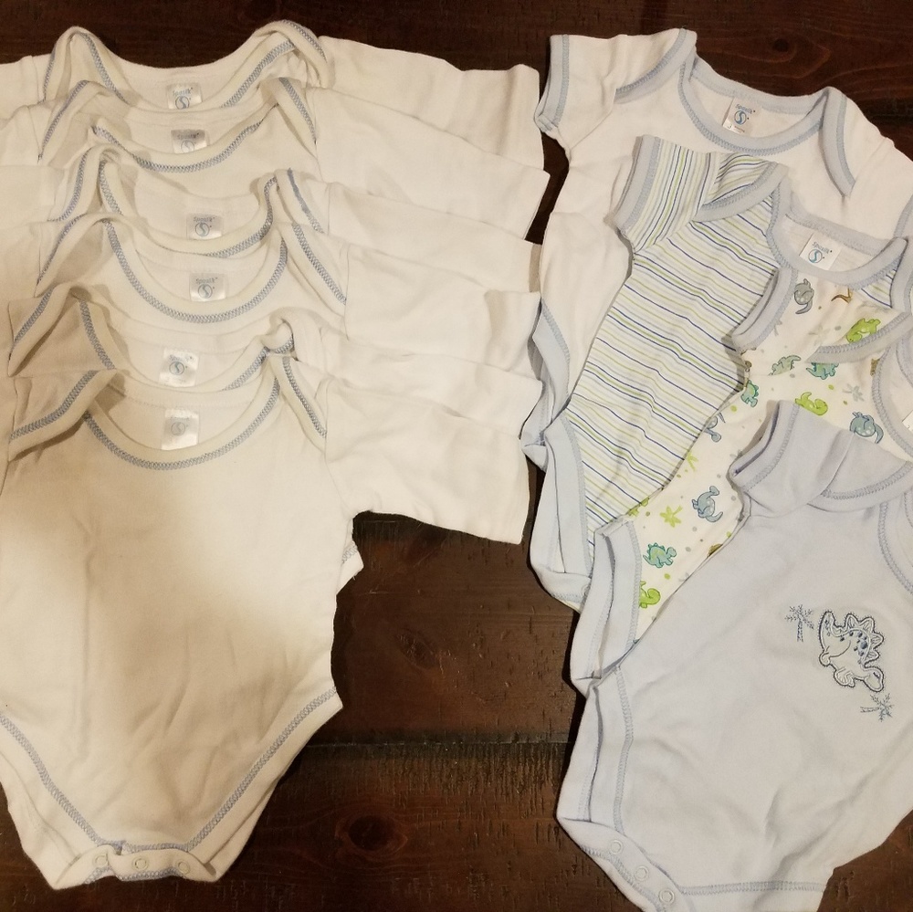 3month lot of clothing
